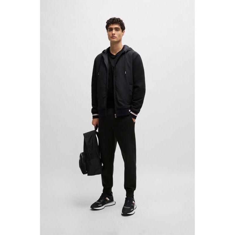 Jonah_Runn_mx_N-10214652-01-50498280-Black-1