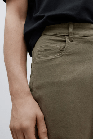 Pantalón denim algodón beis hombre